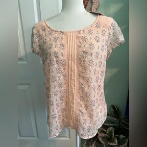LC Lauren Conrad Peach Floral Pintuck Short Sleeve Top